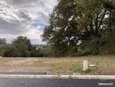 terrain 600 m² cadillac en fronsadais