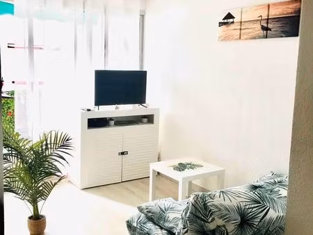 studio cabine 200 m plage du couchant