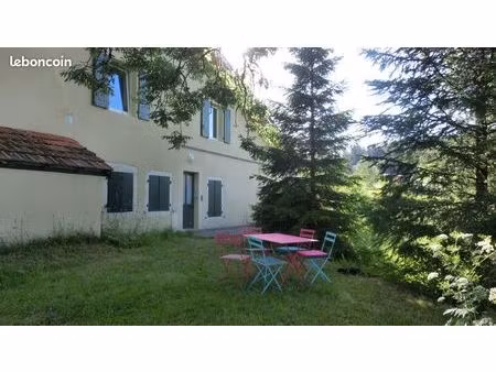a louer année  appartement neuf dans ancienne ferme contoise quartier calme