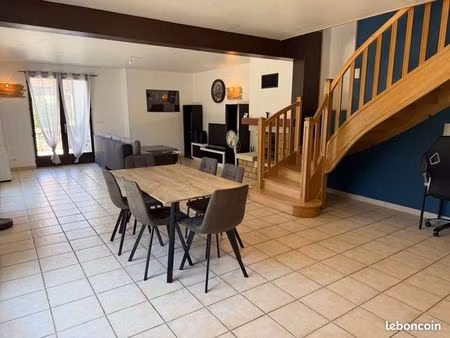 maison 4 pièces 136 m²