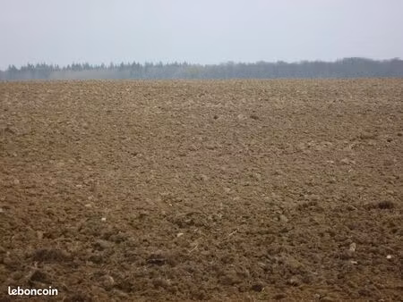 terrain 1127024 m² châteauroux