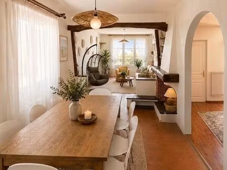appartement t2 de 81 m² avec entrée indépendante dans magnifique patio vitré – centre arbo
