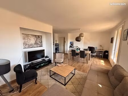 appartement t3 de 68 mètres carrés