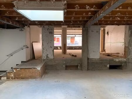 local 170 m² brest