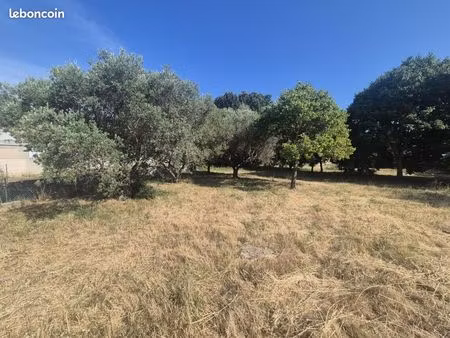terrain 410 m² mireval