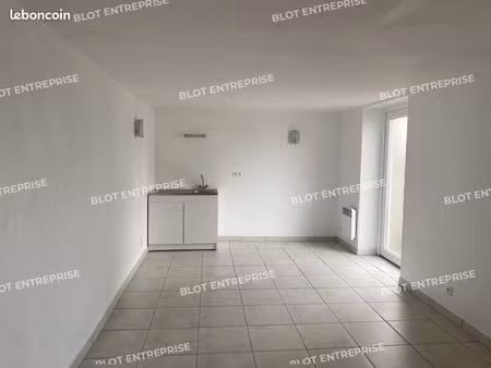 bureaux 92 m²