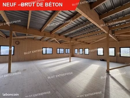bureaux 230 m²