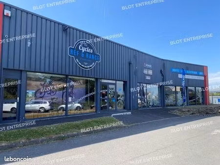 local commercial 470 m²