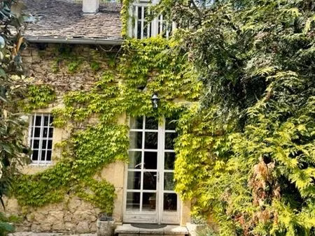 maison en pierre à louer marvejols