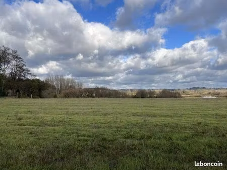 terrain 486 m² virelade