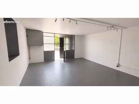 local commercial en maison individuelle rue du poirier rond orléans 114 m² + comble 76 m²