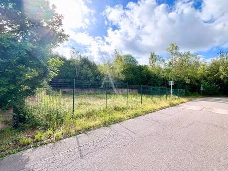 terrain constructible viabilisé à vendre