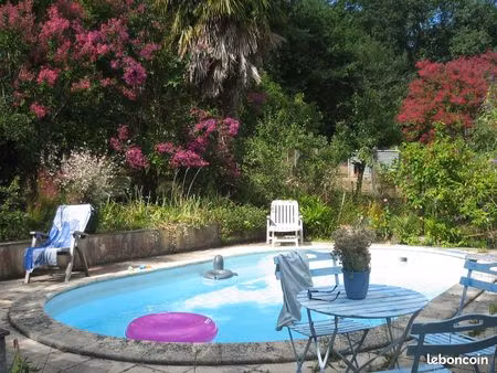 maisonnette  jardin et piscine
