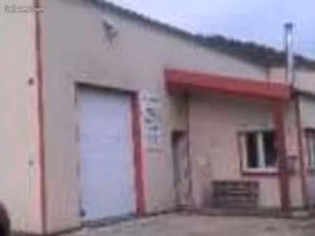 hangar / atelier
