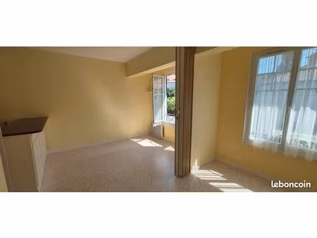 appartement t1 situé à la baule-les-pins
