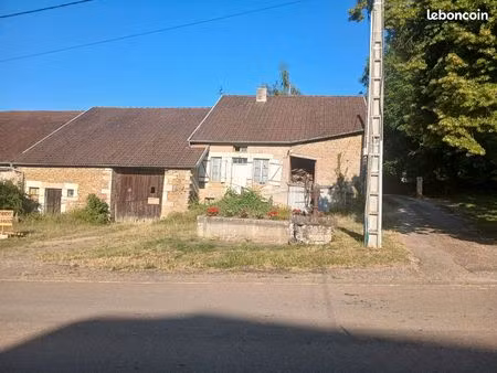 vente maison ancienne proche d'un lac