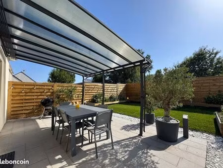 maison familiale 3 chambres – climatisation – jardin aménagé – garage