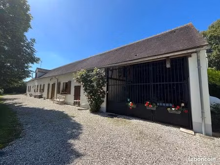 longère 4 pièces 155 m²