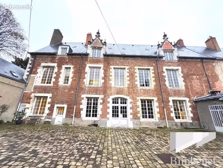 maison 10 pièces 1 477 m²