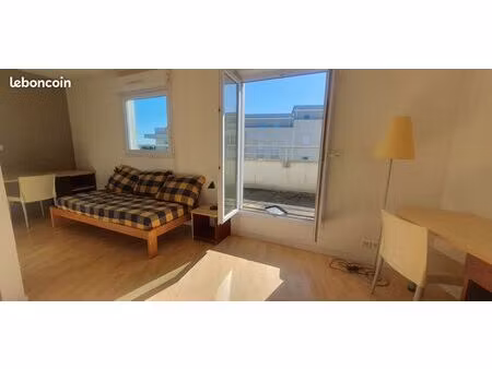 studio avec grande terrasse