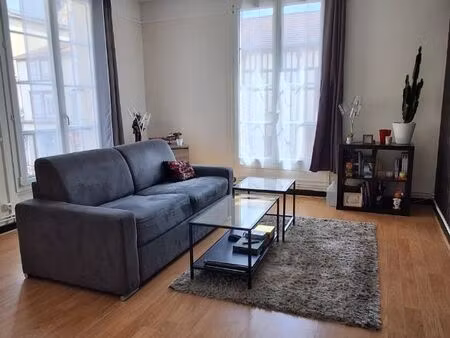 appartement 2 pièces 70 m²