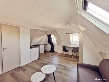 studio 1 pièce 17 m²