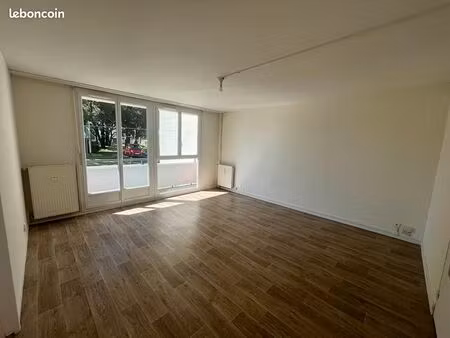 appartement 4 pièces 84 m²