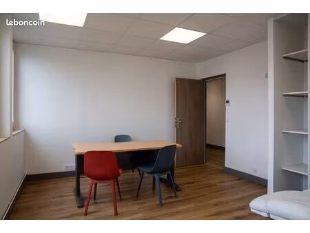 bureau neuf hyper centre salle d attente parking