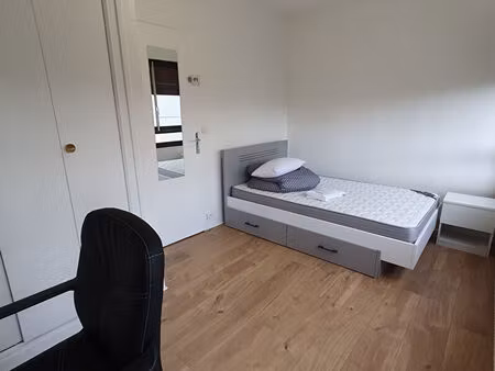 les ulis - chambre meublée en colocation 9 86 m²