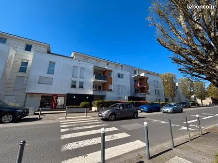 appartement t2 avec balcon et parking - carquefou