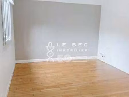 vente immeuble à lorient (56100) : à vendre / 165m² lorient