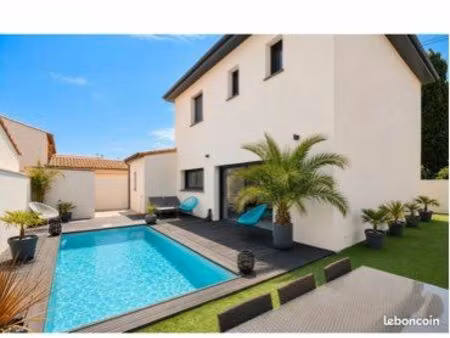 maison contemporaine   138 m² avec piscine
