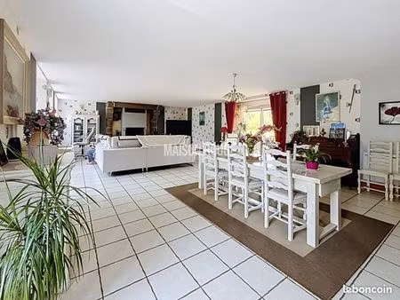 longère 9 pièces 313 m²
