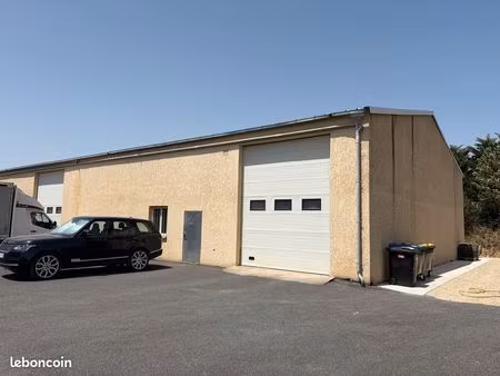 location dépôt entrepôt hangar