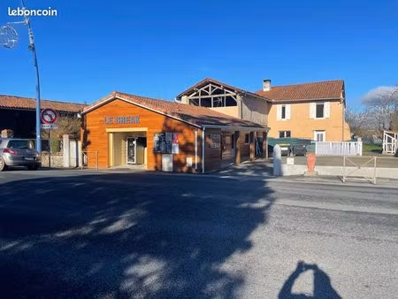 local commercial + maison