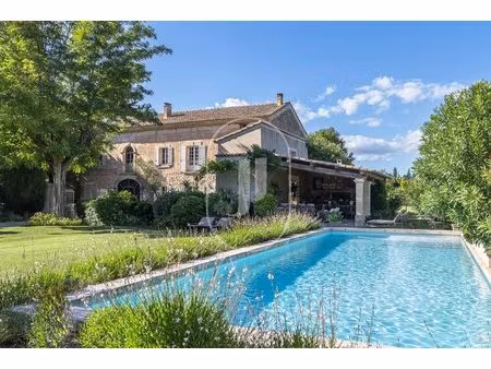 mas en pierre du xixème à vendre proche de l’isle sur la sorgue