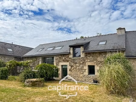 propriété de caractère avec longère de 185 m²  deux logements indépendants  hangar a quelq