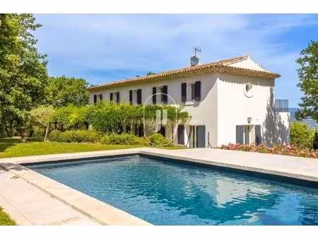 villa apt - 4 chambres - 190m²