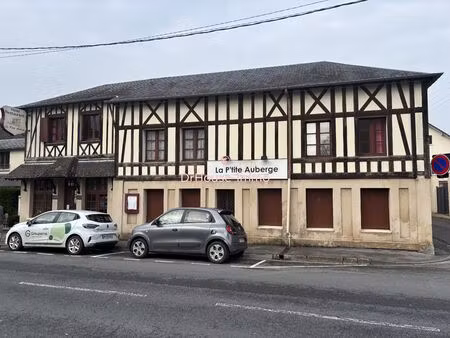 hotel / restaurant