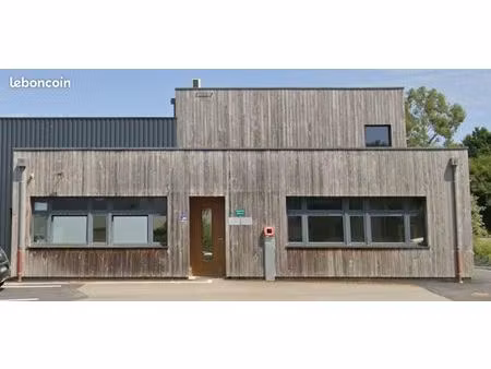 bureaux 80 m² pacé