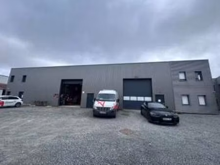 location bureaux et commerces à saint-aignan-grandlieu (44860) : à louer / 500m² saint-aig