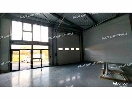 local d'activité 144 m²