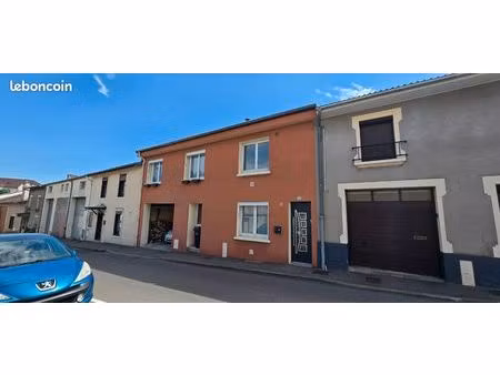 maison renové de 160m2 avec grand garage/atelier de 70m2 terrasse couverte et jardin