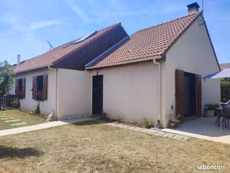 maison individuelle 6 pièces 111 m2 habitables avec jardin et garage