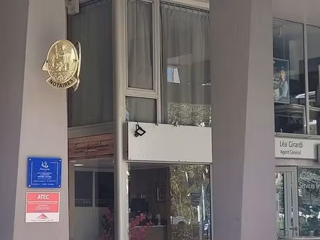 local commercial