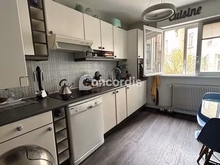 appartement 4 pièces 80 m²