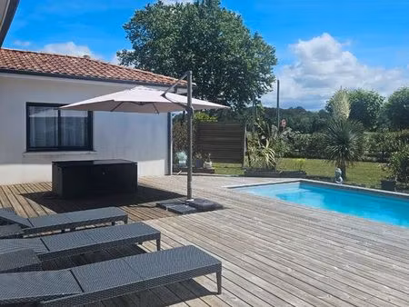 maison plain pied avec piscine
