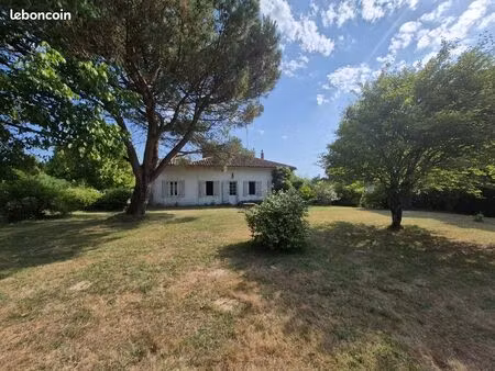 maison 7 pièces 203 m²