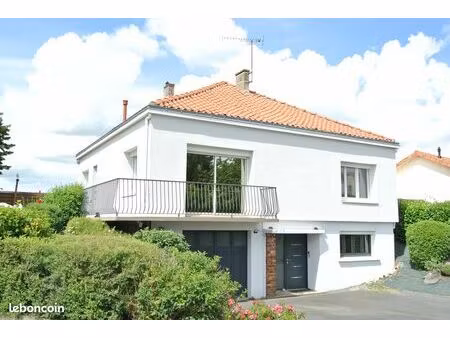 pavillon 3 ch garage sur 700 m² de terrain environ