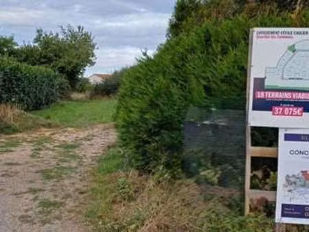 vente terrain à luçon (85400) : à vendre / luçon